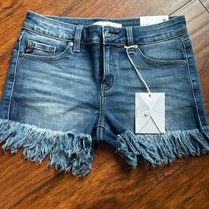 NWT kancan size medium mid rise frayed hem